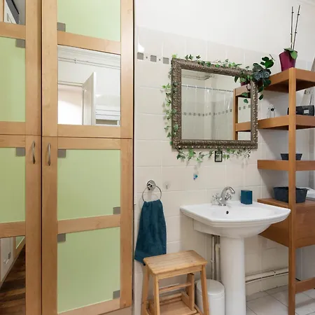 Apartamento Cardinal Mercier - Ci - Calm And Charming For 4 People 9 *